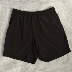 Lululemon Men’s Pacebreaker Shorts Size L